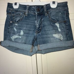 Women’s American Eagle jean shorts size 2